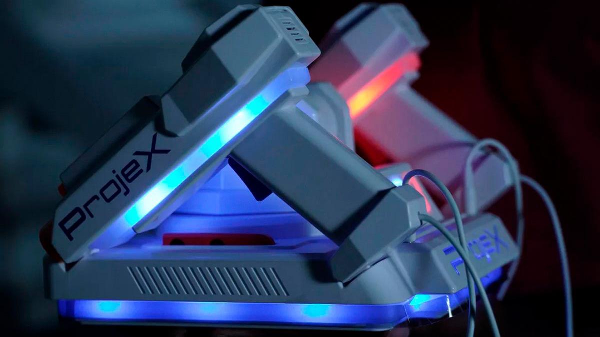 Набор лазерных бластеров Laser X Проектор Animated 2 бластера, 3 слайда-мишени (52608)