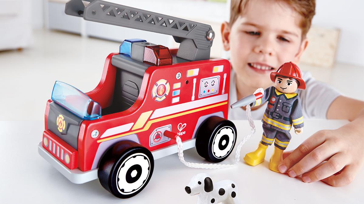 Дерев'яна іграшкова машинка Hape Пожежна (E3024)