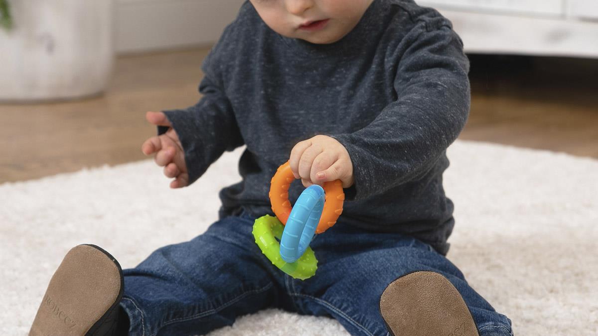 Іграшка тактильна Магнітні кільця Fat Brain Toys SillyRings 3 шт.  (F269ML)
