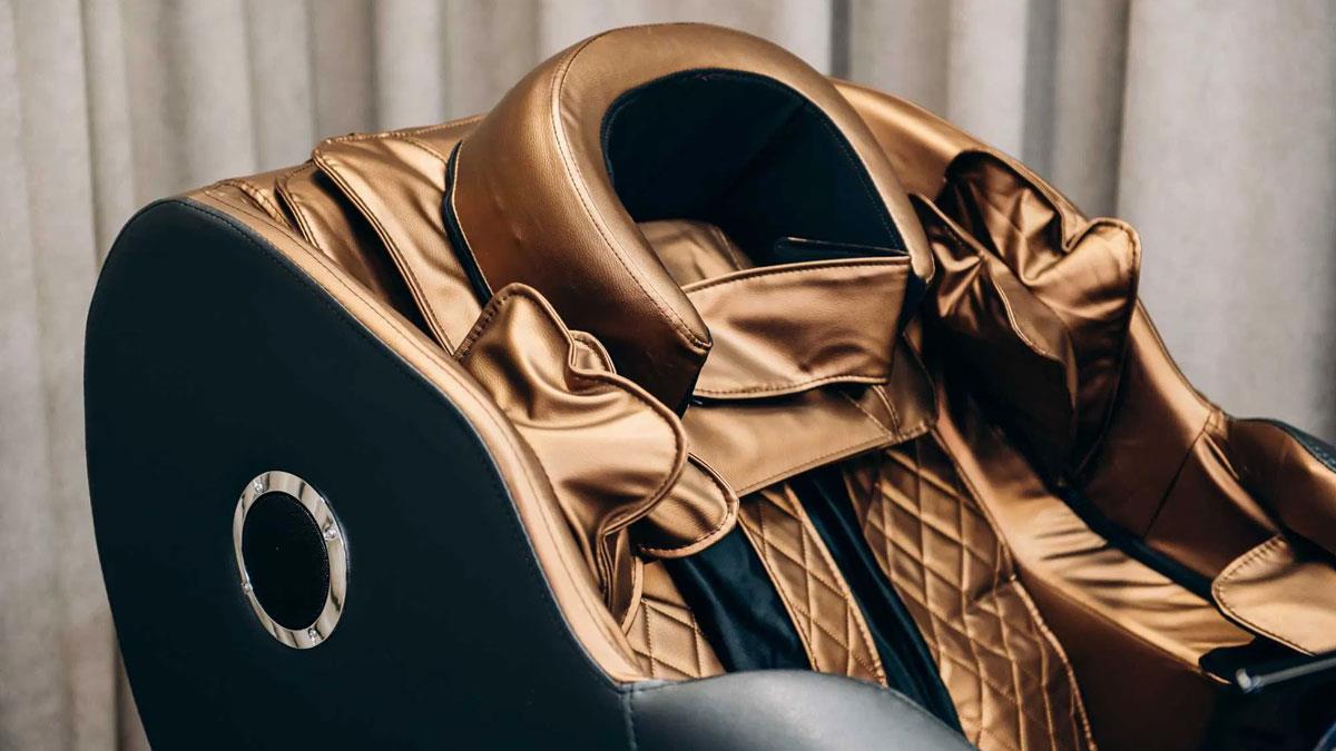 Масажне крісло Naipo Full Body Music Massage Chair з масажем ніг коричневий (MGC-A350(BROWN))