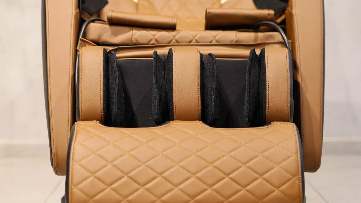 Масажне крісло Naipo Full Body Music Massage Chair з масажем ніг коричневий (MGC-A350(BROWN))