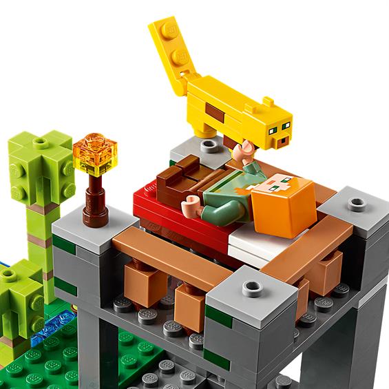 Конструктор LEGO® Minecraft™ Ферма панд 204 деталі (21158) - зображення 7