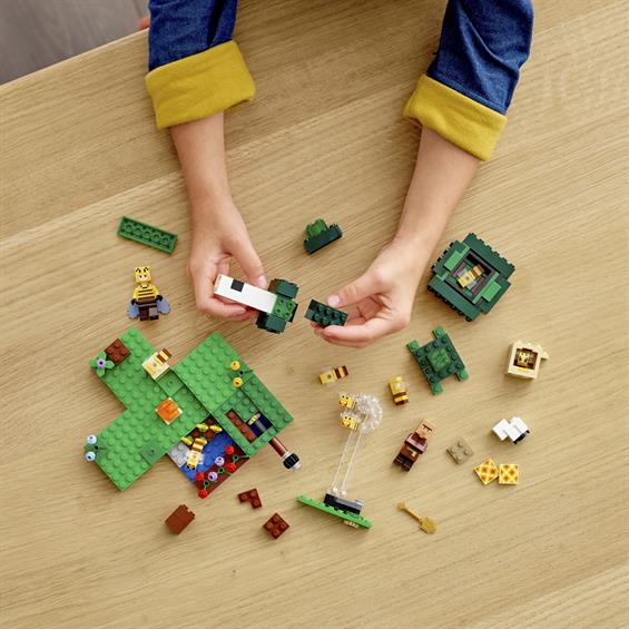 Конструктор LEGO® Minecraft™ Пасіка 238 деталей (21165) - зображення 4
