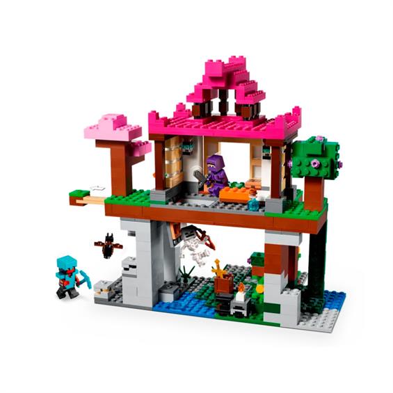 Конструктор LEGO® Minecraft™ Тренувальна база 534 деталі (21183) - зображення 4