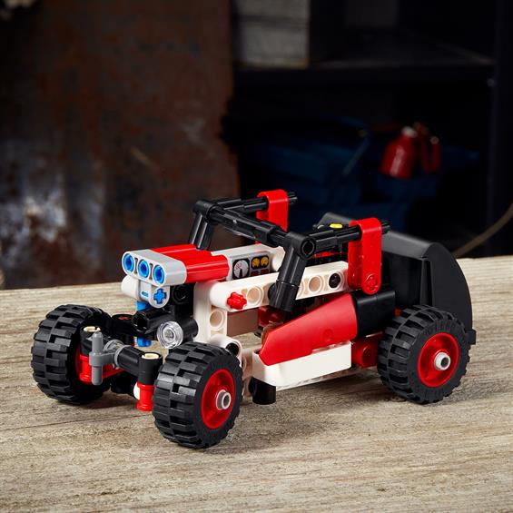 Конструктор LEGO®Technic Міні-навантажувач 139 деталей (42116) - зображення 6