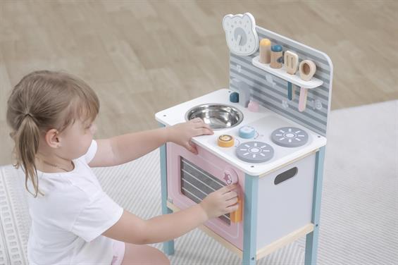 Дитяча кухня Viga Toys PolarB з дерева з посудом (44027) - зображення 4