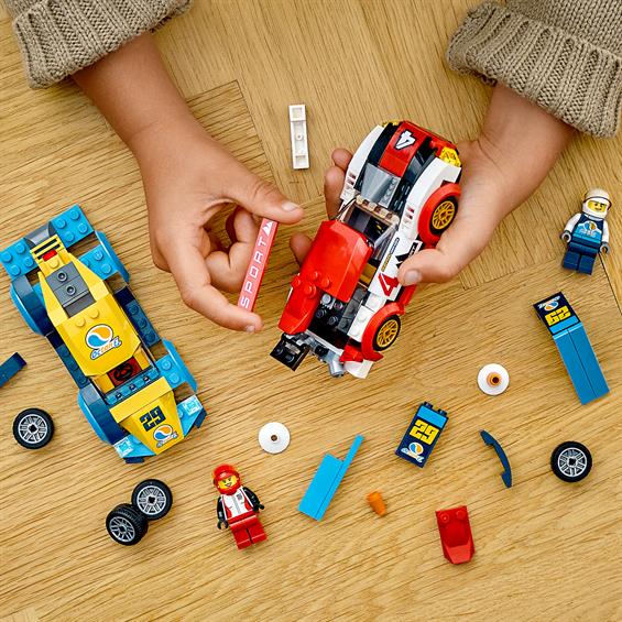 Конструктор LEGO® City Turbo Wheels Гоночні автомобiлі 190 деталей (60256) - зображення 1