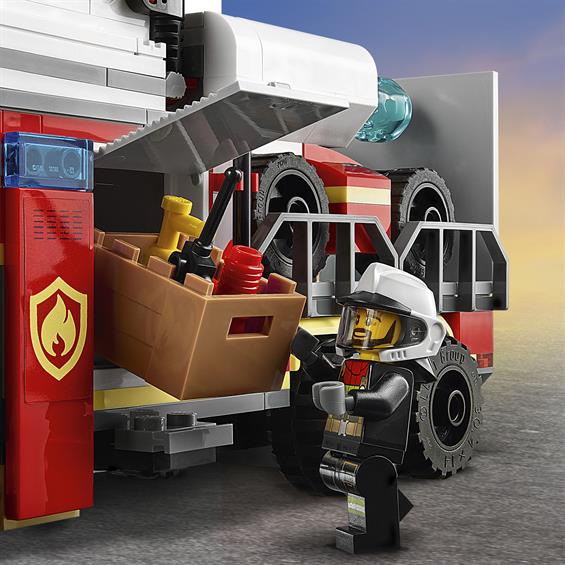 Конструктор LEGO® City Fire Пожежний командний пункт 380 деталей (60282) - зображення 6