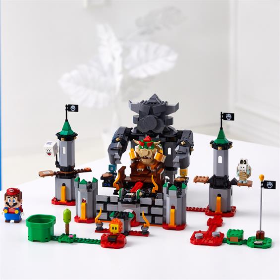 Конструктор LEGO® Super Mario™ Вирішальна битва в замку Боузера 1010 деталей (71369) - зображення 10