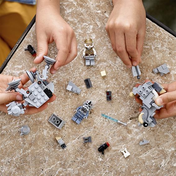 Конструктор LEGO® Star Wars™ Мікрофайтери: AT-AT™ проти таунтауна 205 деталей (75298) - зображення 2