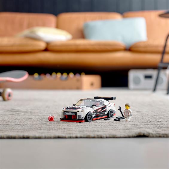 Конструктор LEGO® Speed Champions Автомобіль Nissan GT-R NISMO 298 деталей (76896) - зображення 6